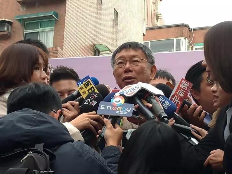 台北東區倒光光!羅霈穎嘆「千萬房產要掰了」喊話柯文哲,森77嗆「別整天想著選總統」市長出面回應了!