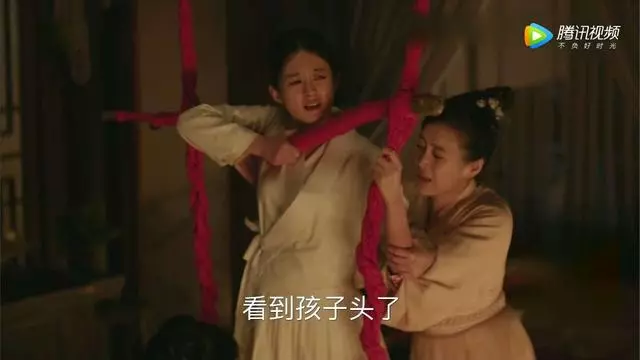 趙麗穎「站著生孩子」引熱議,得知原因後佩服古代人的智慧!觀眾讃她演得太好了!