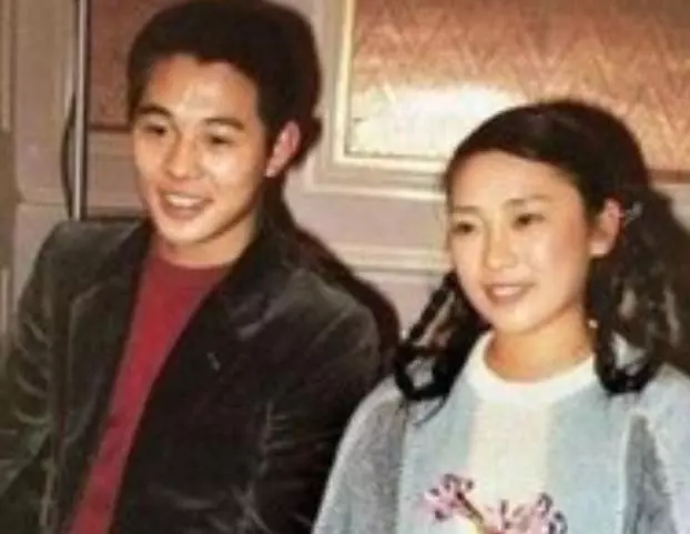 汪峰前妻,李連傑前妻,謝霆鋒前妻,沒想到他的前妻最漂亮!