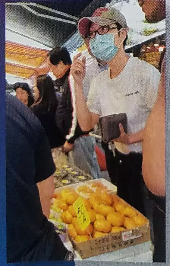 昔日港姐冠軍「蒙面」買地攤貨,甚至還悄悄變賣一堆名牌包包