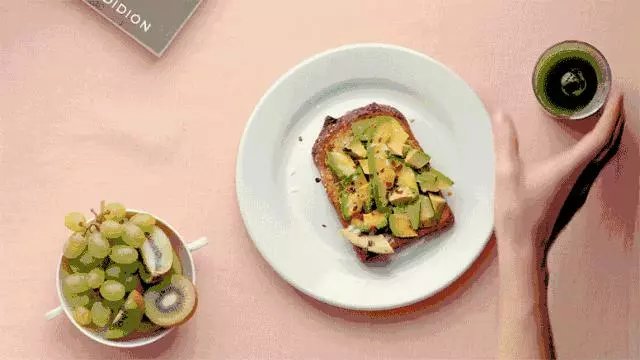 闢謠|洗頭是「姨媽期」禁忌?婦科專家:10件事真的不能在經期做