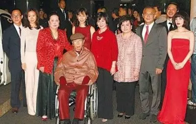 曝賭王病危 尋名師用500萬點七星燈續命,對方透露:上半年離世