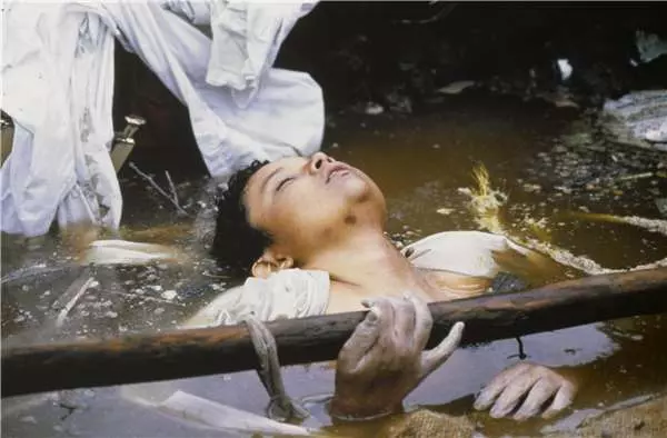 他們「臨終前」的最後一面,場面如此震撼人心,你被哪張觸動了?最後一張真的好痛...