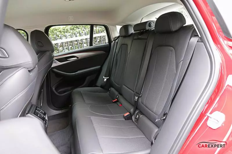 不只帥氣!入門戰力樂趣不減BMW X4 xDrive 20i試駕 | 汽車專家
