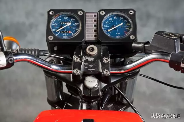 世界上首款量產6缸摩托車——Benelli 750 & 900 Sei