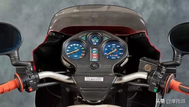 世界上首款量產6缸摩托車——Benelli 750 & 900 Sei