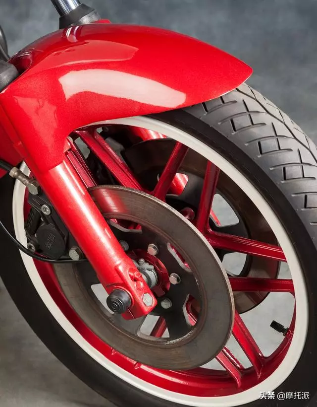 世界上首款量產6缸摩托車——Benelli 750 & 900 Sei