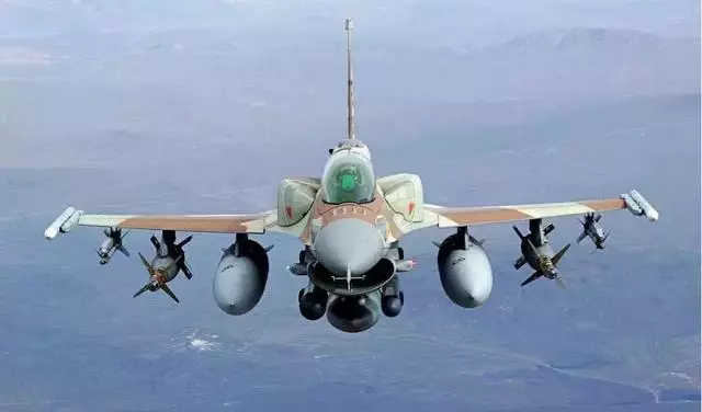 國產重型戰機為何不出口?有三大原因,其中一個和俄羅斯有關