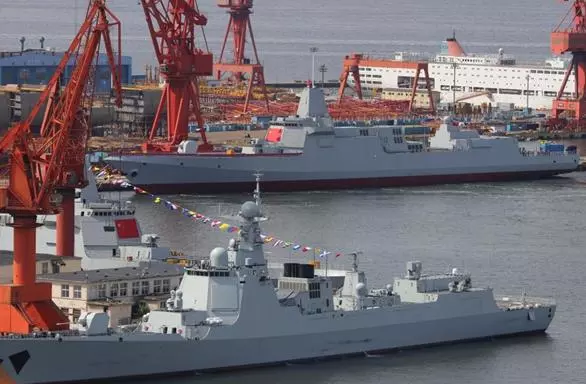 055驅逐艦單艦防空性能有多強?專家:能頂2艘052D或者4艘伯克級