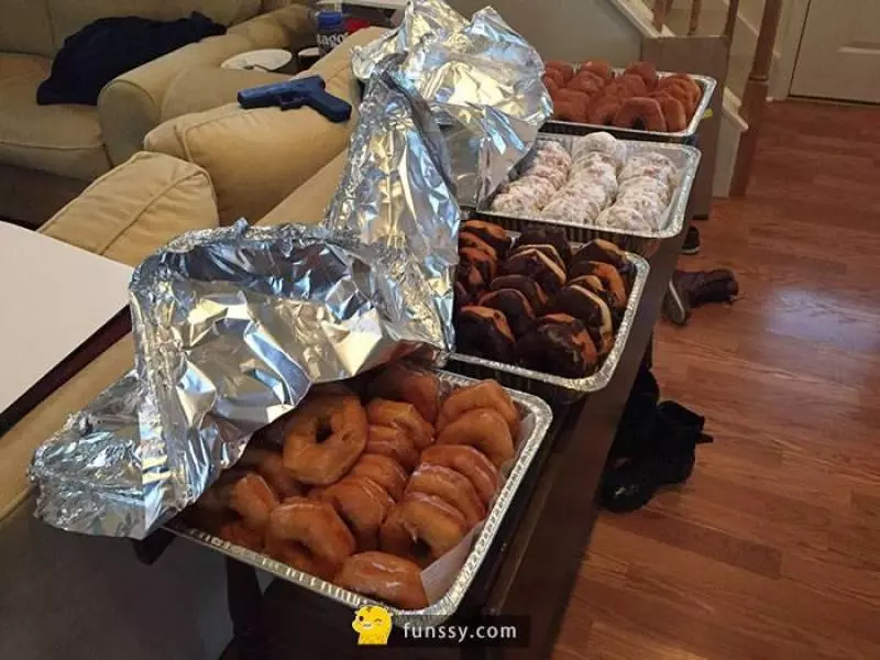 21張證明最大的敵人就是你兄弟姊妹的互整照片~~~ #3 我老婆剛從警察學校結訓