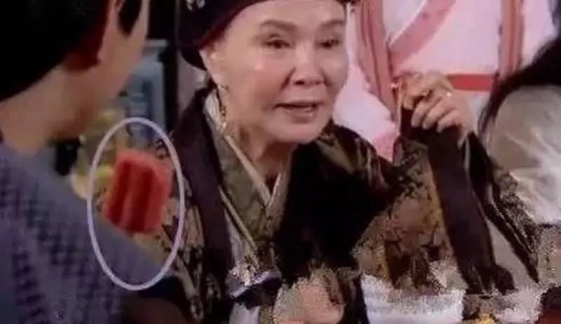 影視劇穿幫鏡頭,看了捧腹大笑,想問導演你有在認真嗎? #抗日神劇,公然牛逼