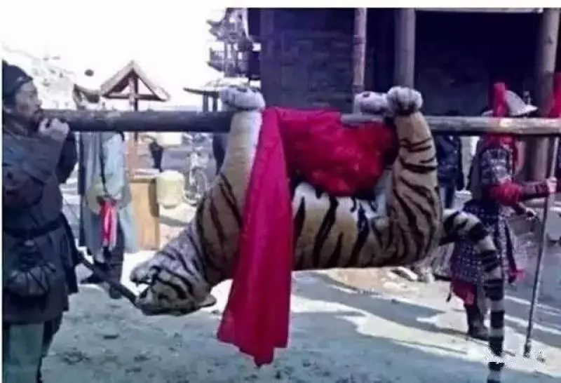 影視劇穿幫鏡頭,看了捧腹大笑,想問導演你有在認真嗎? #抗日神劇,公然牛逼