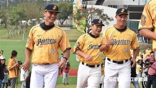 中職/王勝偉不一樣挑戰 長打率5成