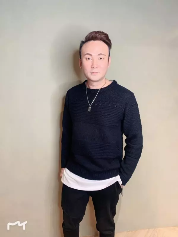 《大時代》男星遭「8年女友」戴綠帽!顧及女友面子,被質問時忍痛回「和她只是朋友」:是我沒能照顧妳..