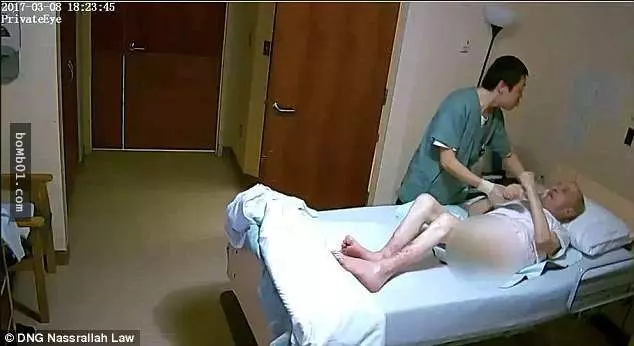 超扯護理人員毆打老人的經過全被監視器拍下來,一共揮出11拳讓人看了都心裡發寒!