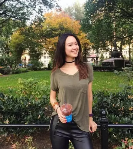 新加坡混血美女,從來不美顏,看了她的生活方式才知道為什麼完美!