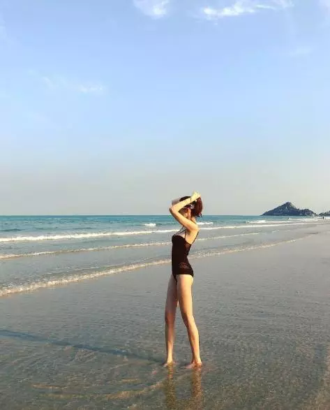林志穎和妻子共度情人節,陳若儀海邊大秀美腿被贊「神仙身材」!