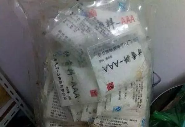 少在外面吃飯,看完一位廚師冒死拍攝的圖片後,你絕對會感謝我的!