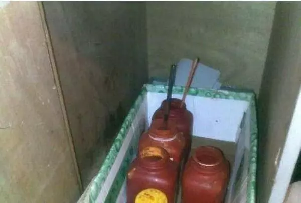 少在外面吃飯,看完一位廚師冒死拍攝的圖片後,你絕對會感謝我的!