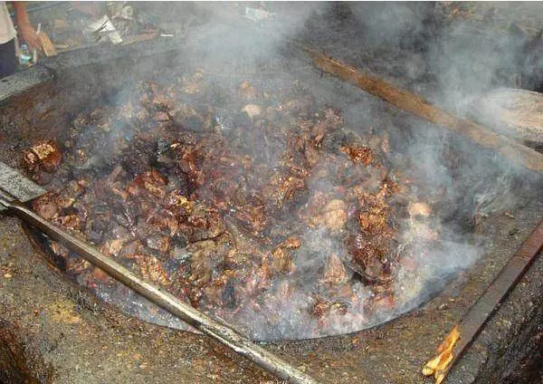 少在外面吃飯,看完一位廚師冒死拍攝的圖片後,你絕對會感謝我的!