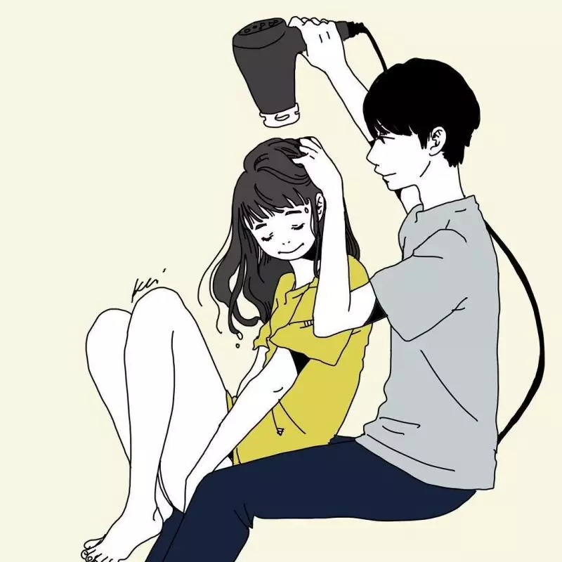 這款男友根本行走的暖爐~ 「超甜情侶日常」體貼都在細節裡