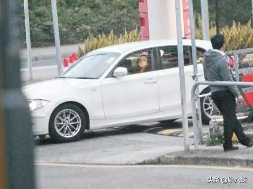 不再做龍套要做闊太,TVB第一美女狠搶楊秀惠男友,正式入駐豪宅