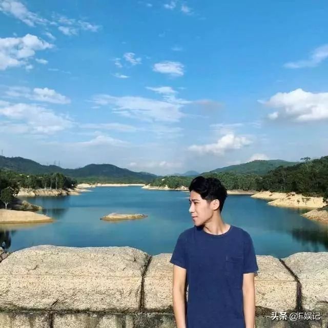 這位TVB當家花旦真戀愛了?和新歡男友人低調行山互拍