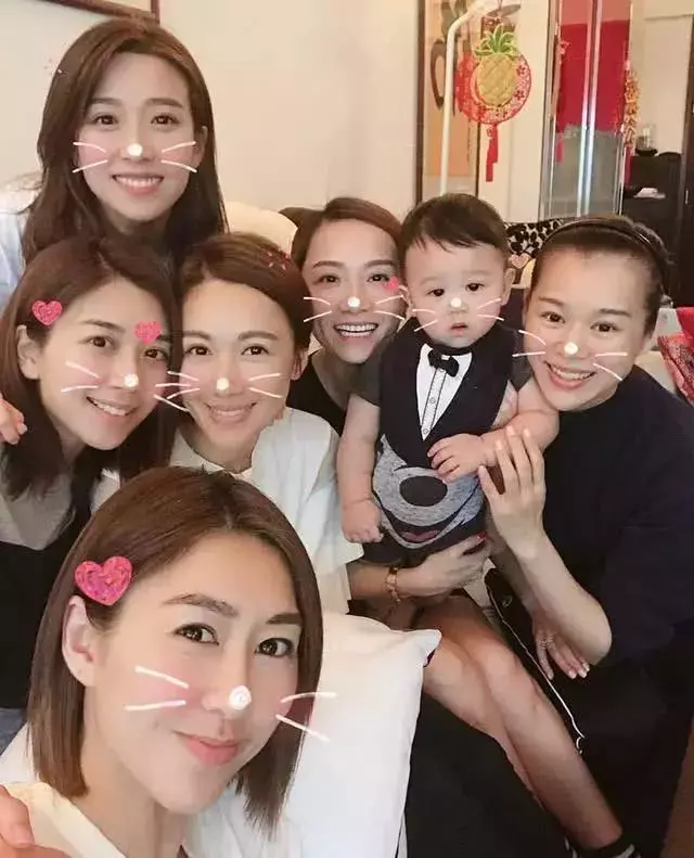 TVB視後曬與胡杏兒家寶寶一年前後對比照 小傢伙變帥了