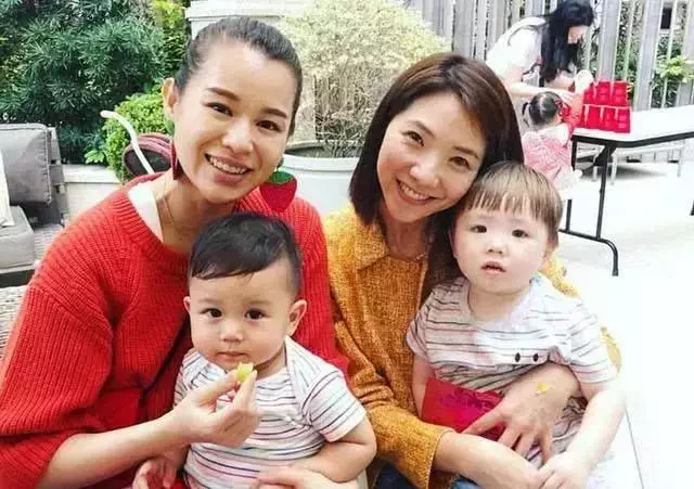 TVB視後曬與胡杏兒家寶寶一年前後對比照 小傢伙變帥了