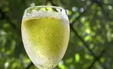 媳婦太有才!她把食鹽倒進鍋裡,驚喜發生了,清潔專家都不輕易外傳的祕方