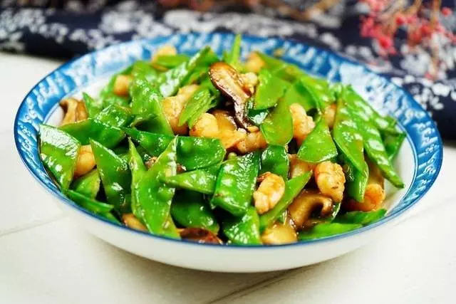 這菜增加新陳代謝效果真好,口感脆甜像水果,一周吃兩次很適宜