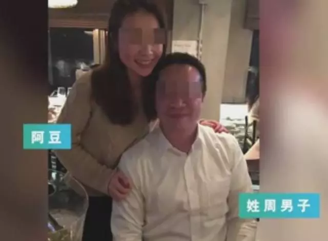 嫩妻全家保密姦夫陪產,他才驚覺戴了2年綠帽!