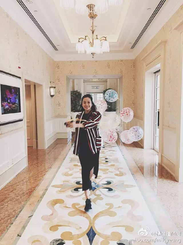 她是黃宗澤的初戀女友,當了7年小三成功上位,原配癱瘓無人管 !