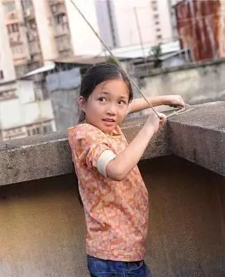 大馬最年輕影后李馨巧,當年演《激戰》cute cute的她,如今卻長歪了?!網友:小時了了,大未必佳