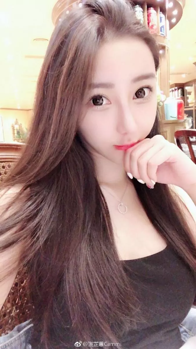 你一定記得她!16歲嫩模跟冠希哥…照瘋傳多年後近況!太意外:竟過得超爽