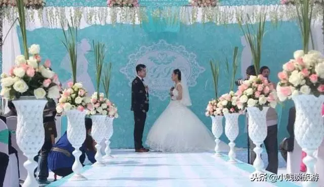 姑姐離婚後來我家,沒住兩晚她就搬走了,她走後我給她轉帳十萬