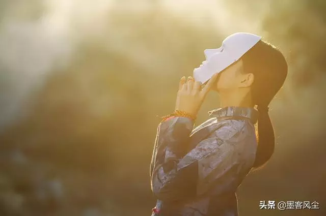笑而不語,是因為看開了