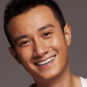 我在曬衣服時老公突然說:「我們離婚吧!」他很嚴肅,不像開玩笑,結果他的「第二句話」將我打入地獄…