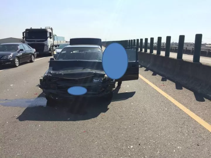 大過年的被撞...心痛 - 動研室七嘴八舌區 - 汽車討論區