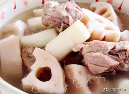 排骨湯要怎麼燉才好喝?跟我這樣做,營養翻倍,排骨軟嫩多汁!