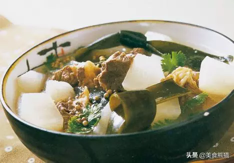 排骨湯要怎麼燉才好喝?跟我這樣做,營養翻倍,排骨軟嫩多汁!