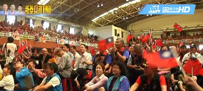 笑容激似!謝龍介弟長相首曝光…南下挺哥也當韓粉