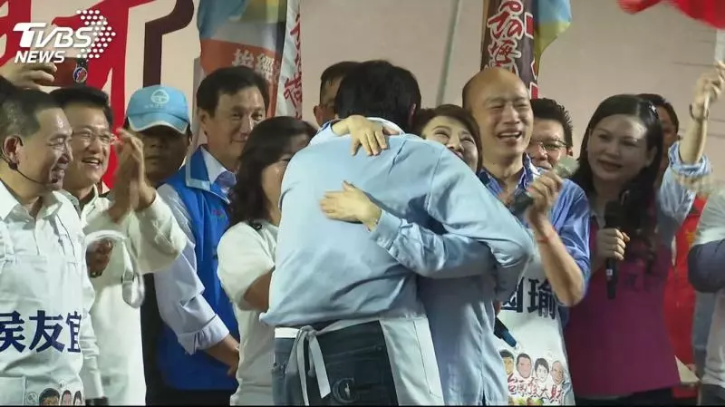 「綠到出汁」選區拚突圍 謝龍介找「三子」加持