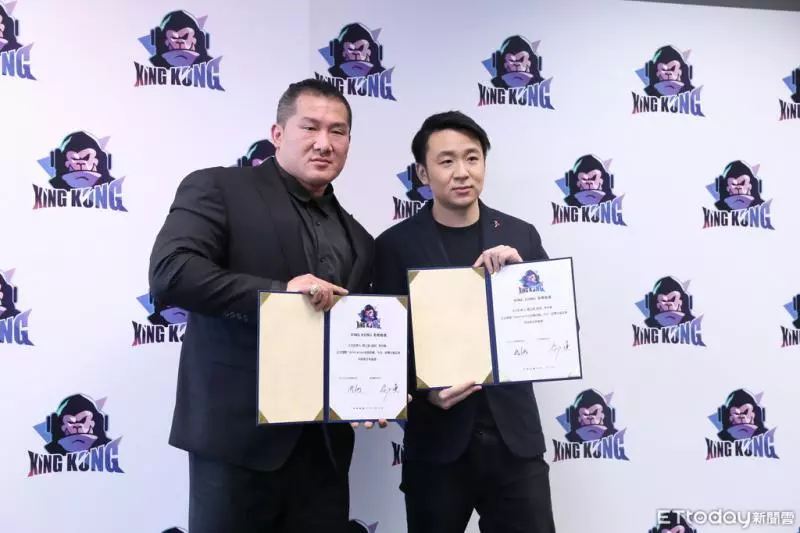 賺多少全捐出去!館長光是簽約金「高達7位數台幣」 月收入「能買好幾棟透天厝」卻不買霸氣捐了