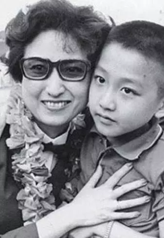 庾澄慶的驚人家世大曝光!除了家族顯赫外,爺爺竟是「他」...難怪當初他跟伊能靜註定會離!