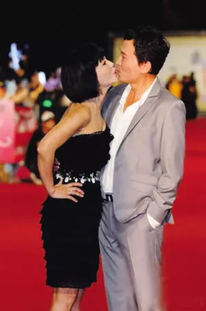 最美苦旦「張玉嬿」當年曾爆出「被狄鶯賞巴掌」!51歲仍孤身一人的她被問到「舊愛孫鵬」竟回應...!