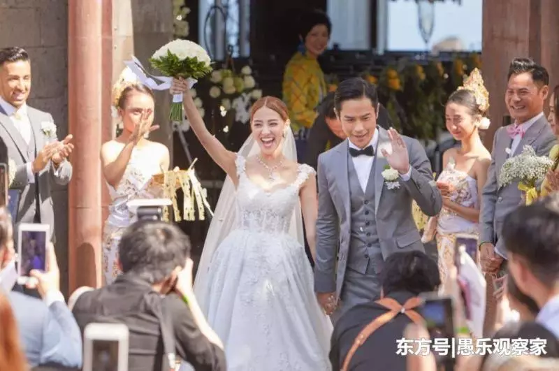 終於榮升人父?50歲視帝老婆被指於今日上午剖腹產誕下寶寶