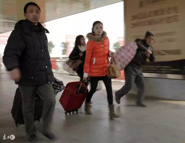 哥嫂外出打工六年,侄子扔給我們照顧,哥嫂回來後給了我們驚喜!