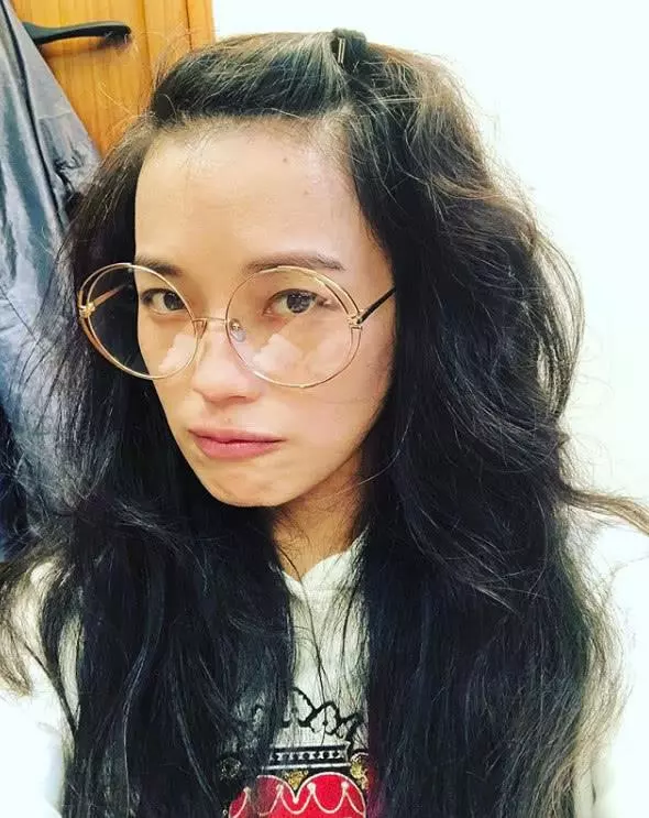 舒淇分享素顏近照,甜曬老公馮德倫視角,網友稱讚真美!
