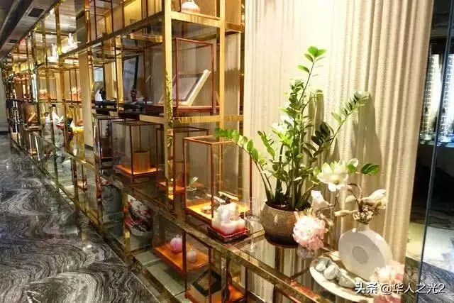 成龍在北京開的餐廳,看到菜單價格,網友:大哥人品真好!